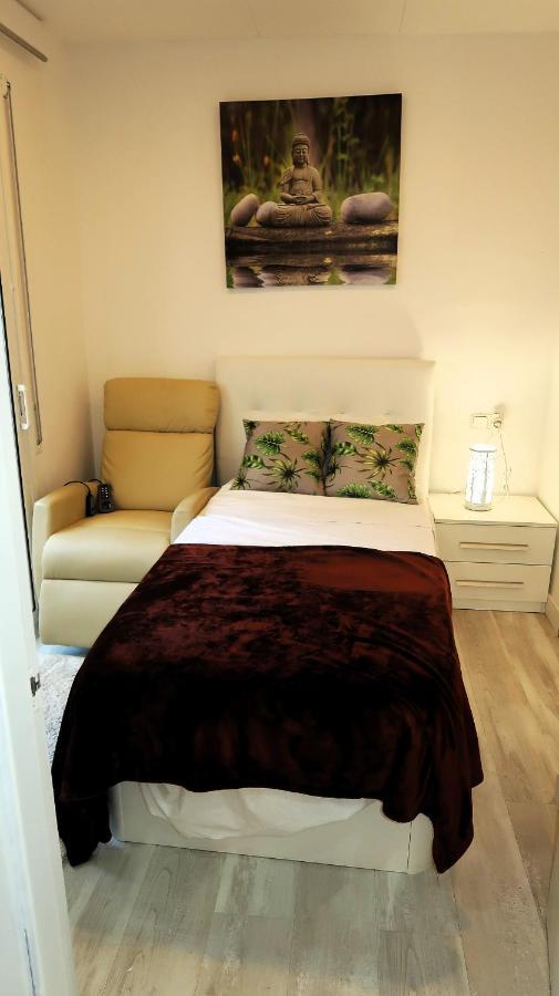 Entire Apartment , 2 Bedrooms Newly Remodeled Center Sitges Barcelona Exterior foto