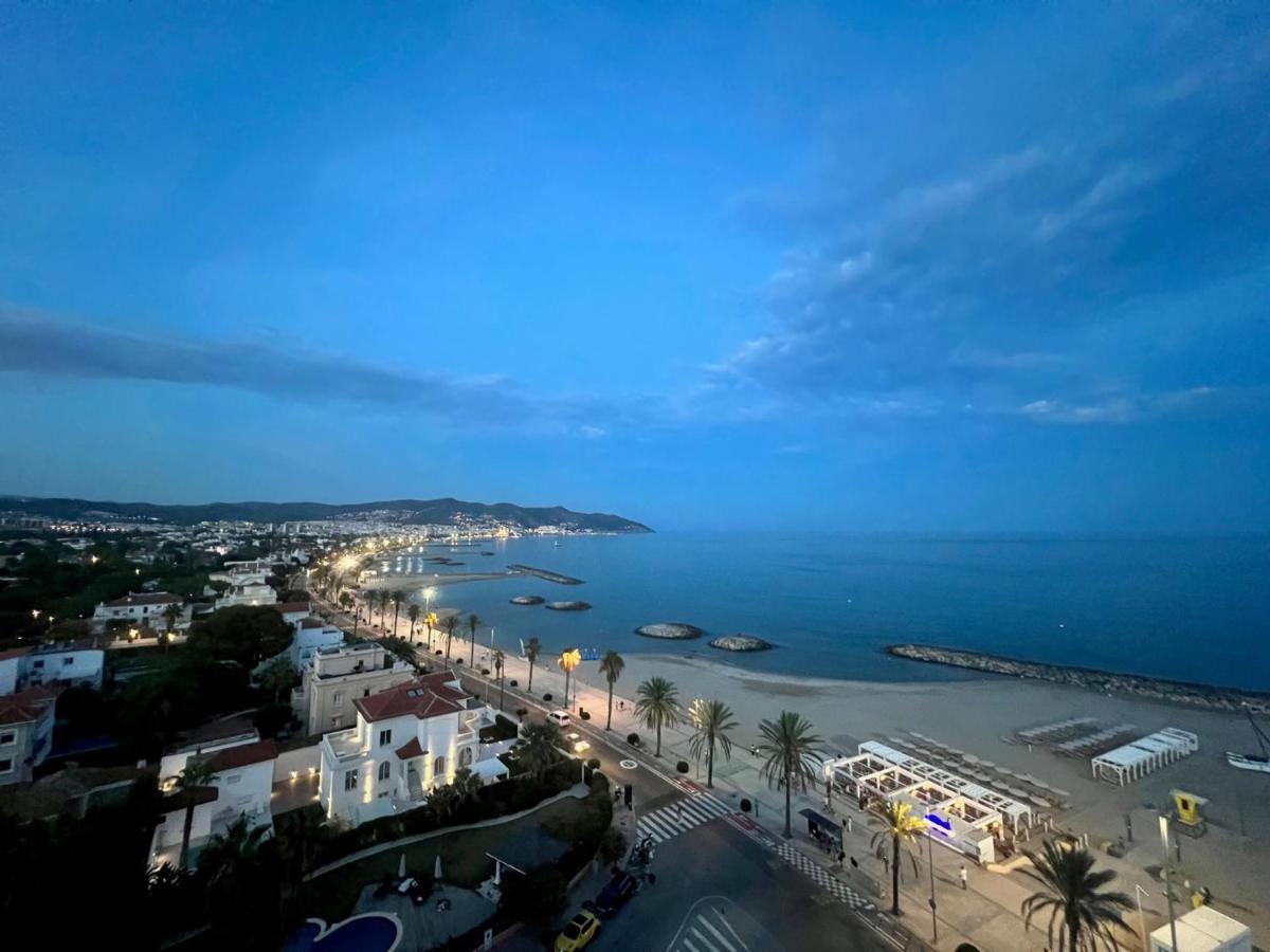 Entire Apartment , 2 Bedrooms Newly Remodeled Center Sitges Barcelona Exterior foto